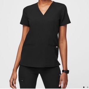 Black Casma Three-Pocket Scrub Top